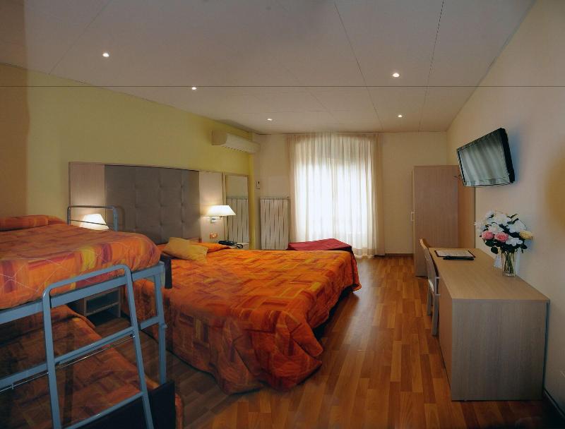 Hotel Alexander - Oda