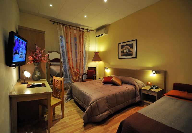 Hotel Alexander - Oda