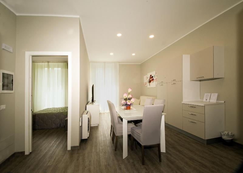 Hotel Alexander - Oda