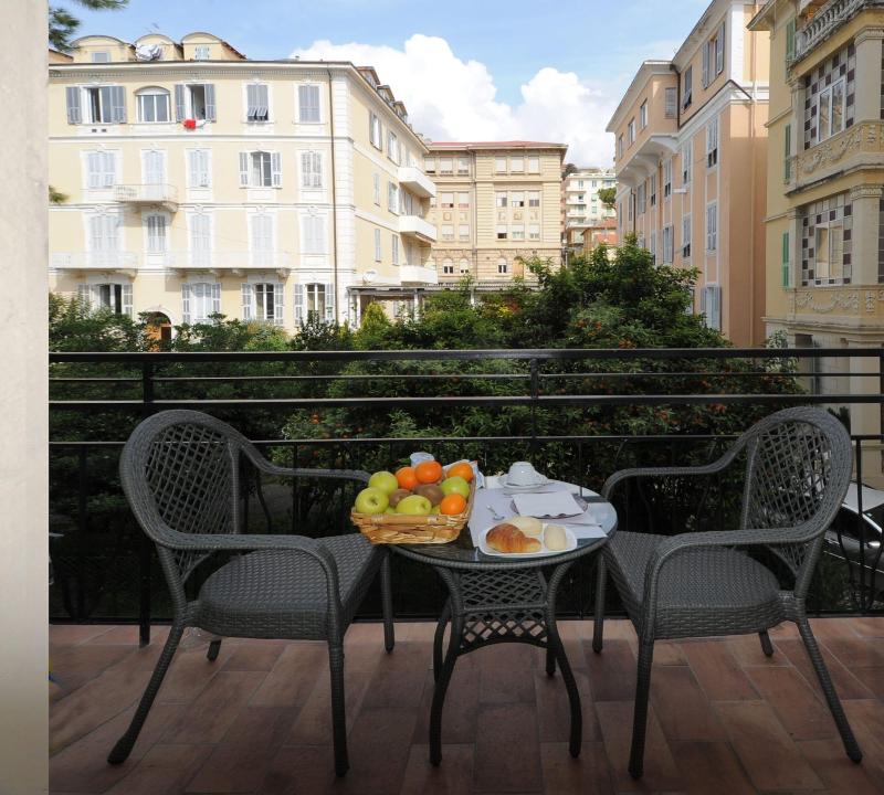 Hotel Alexander - Oda