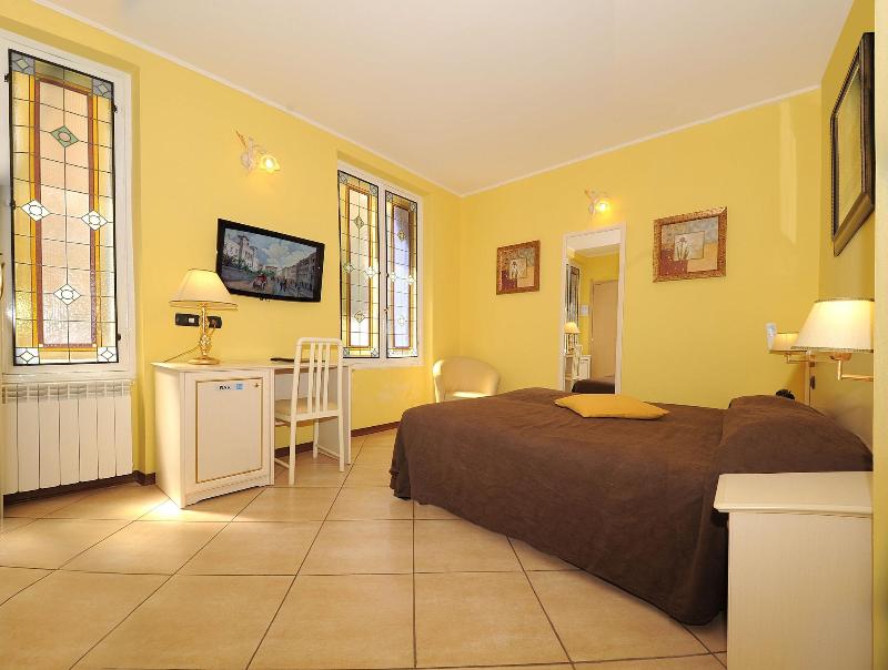 Hotel Alexander - Oda