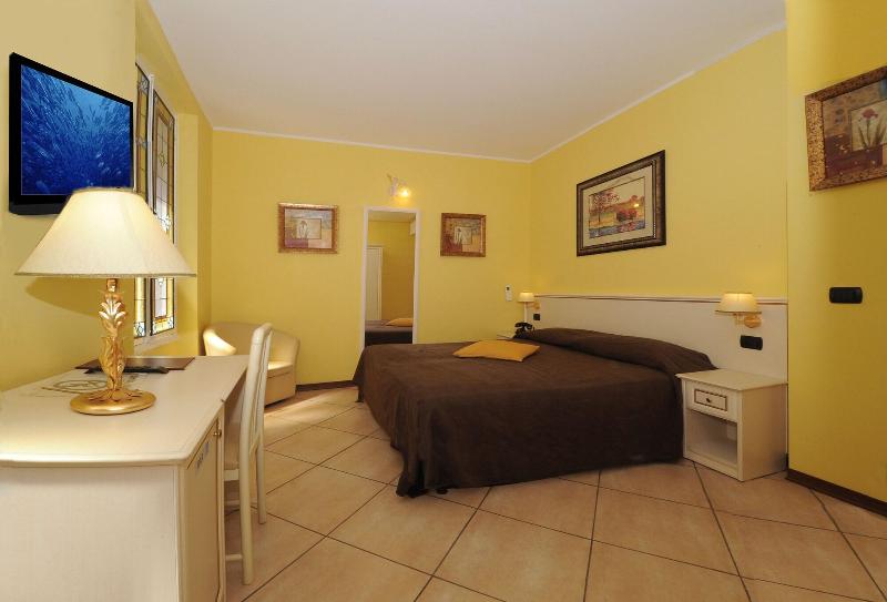 Hotel Alexander - Oda