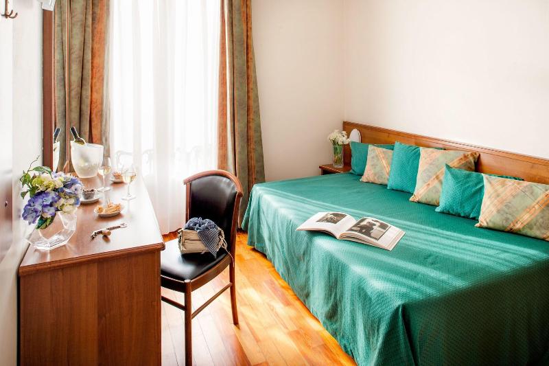 Hotel Riviera - Oda