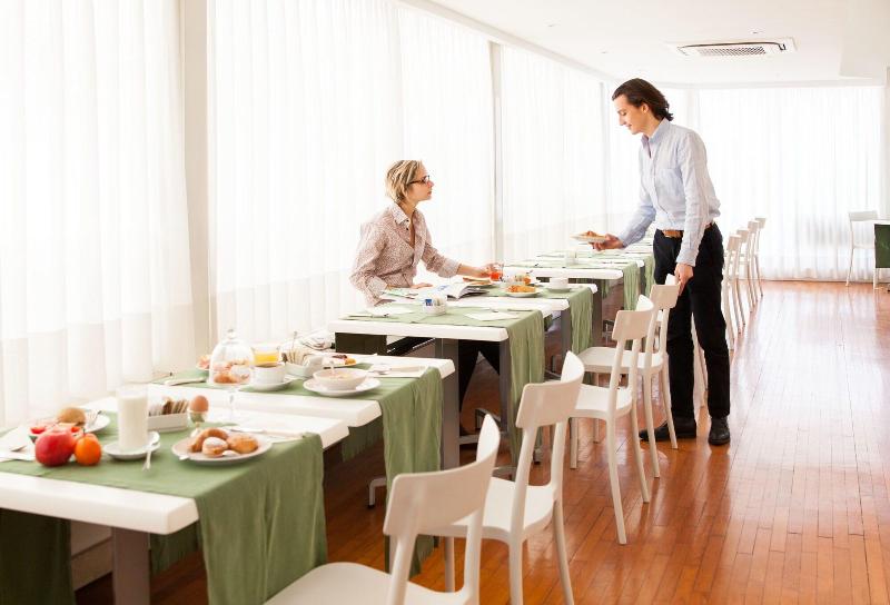 Hotel Riviera - Restoran