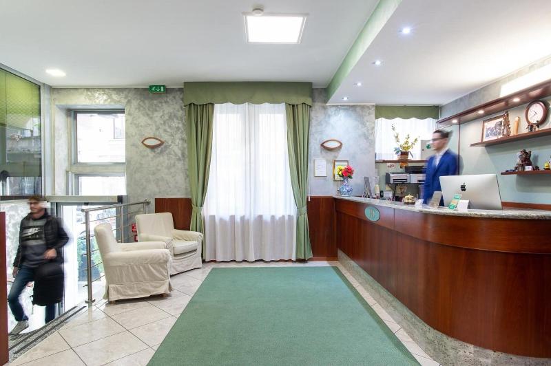 Hotel Dorè - Lobi