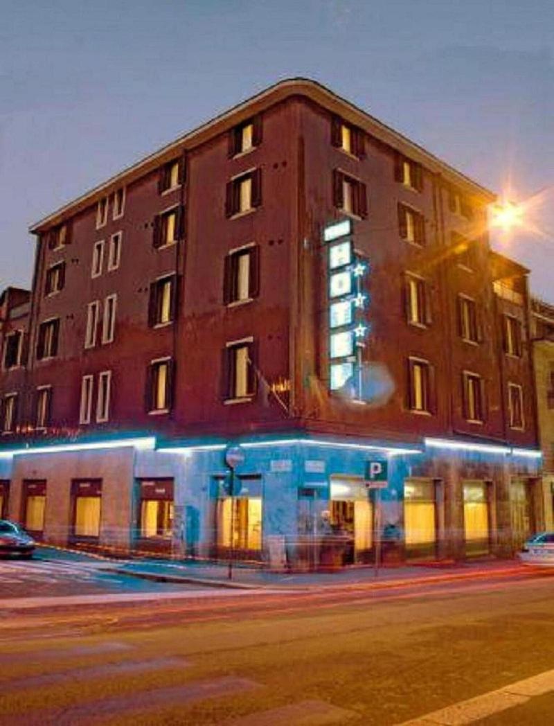 Piccolo Hotel - Genel