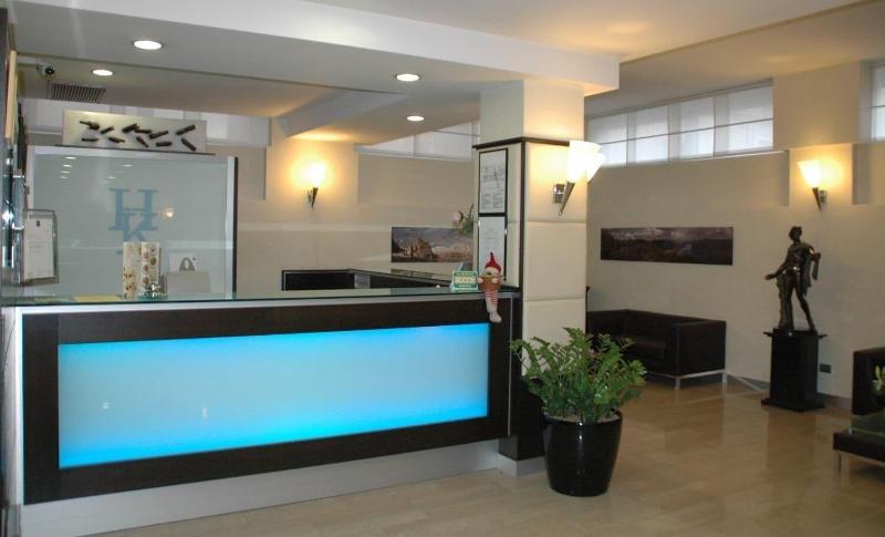 Hotel Kristall - Lobi