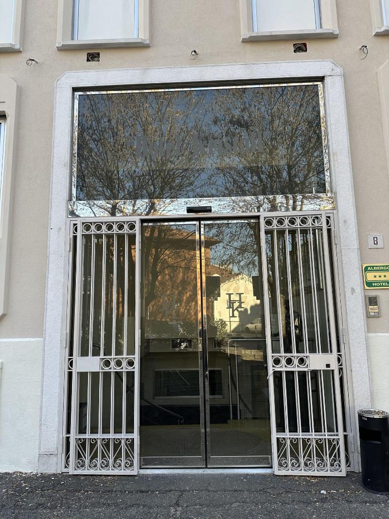 Hotel Kristall - Genel