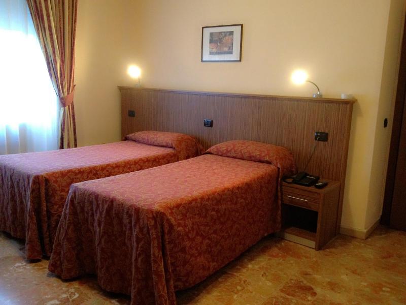 Hotel York - Oda