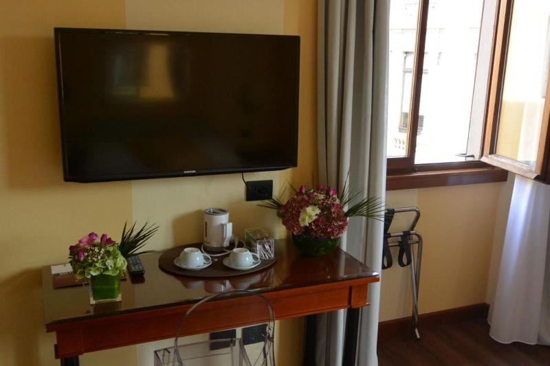 Hotel Gran Duca Di York - Oda