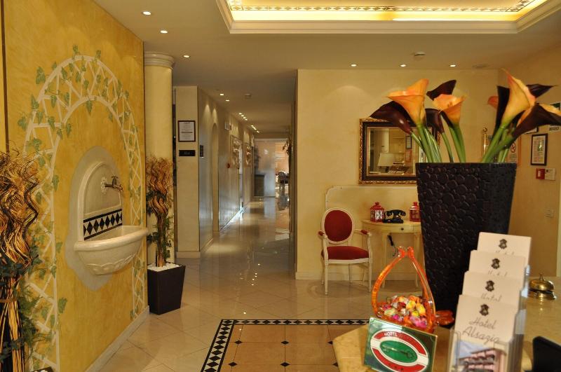 Hotel Alsazia - Lobi