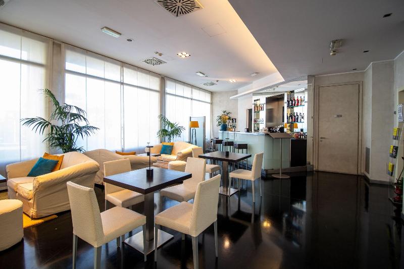 Hotel Cavour Novara - Lobi