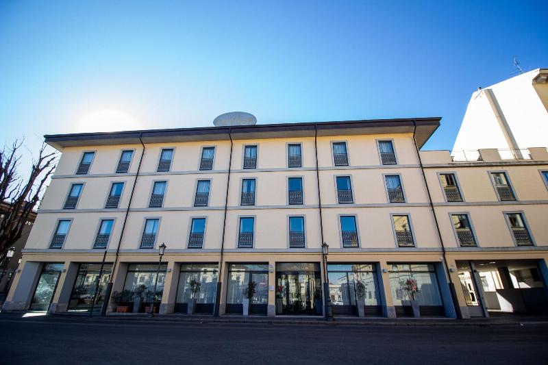 Hotel Cavour Novara - Genel