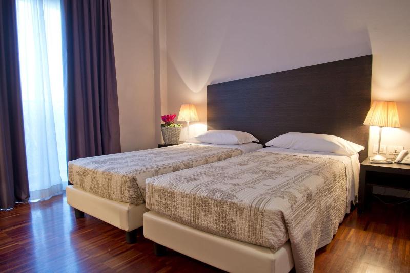Hotel Cavour Novara - Oda