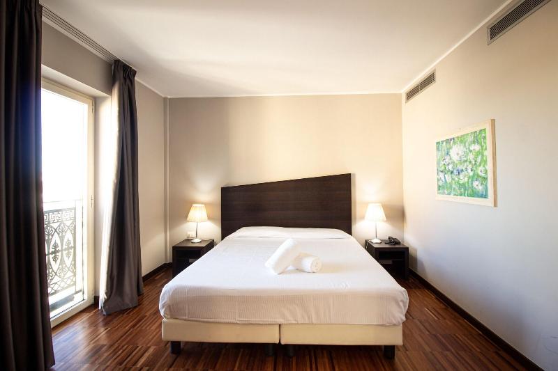 Hotel Cavour Novara - Oda