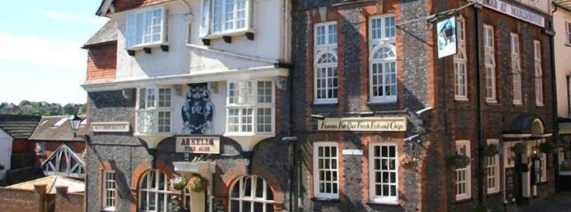 The Bear Marlborough - Genel