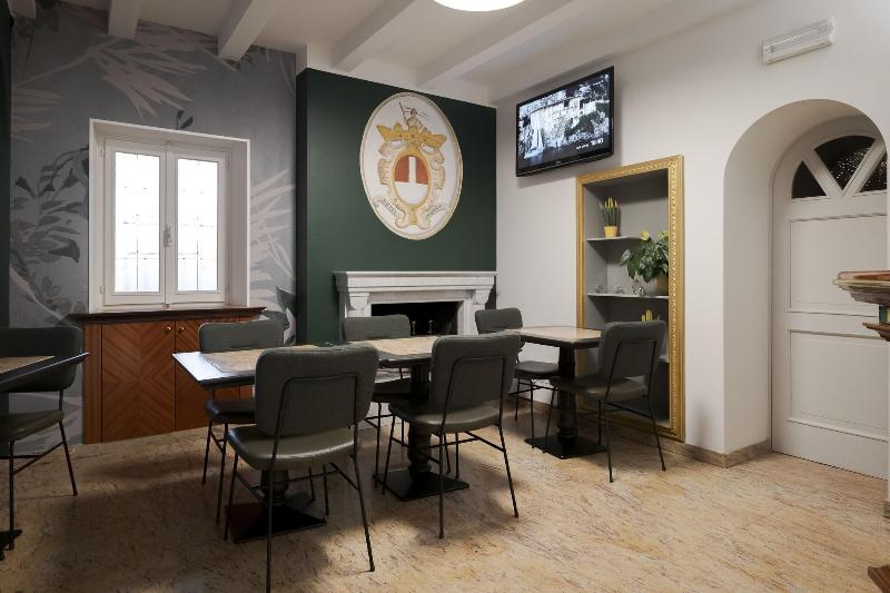 Hotel Ungheria Varese 1946 - Lobi