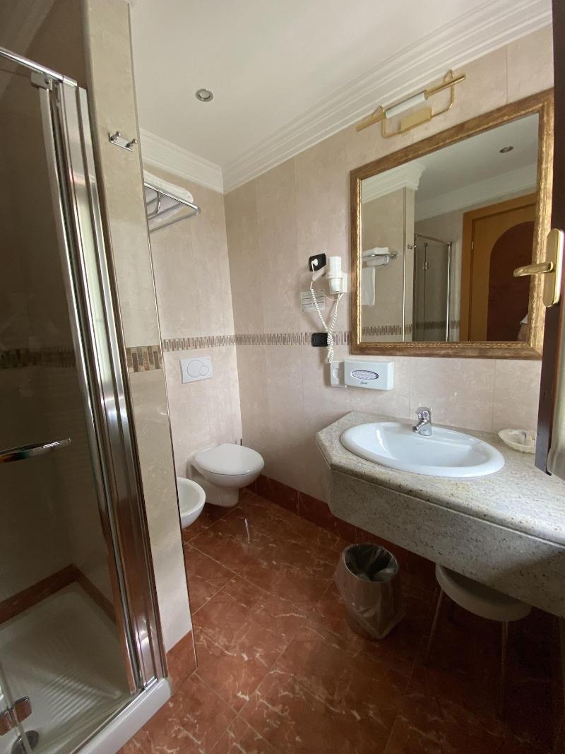 Hotel Ungheria Varese 1946 - Oda