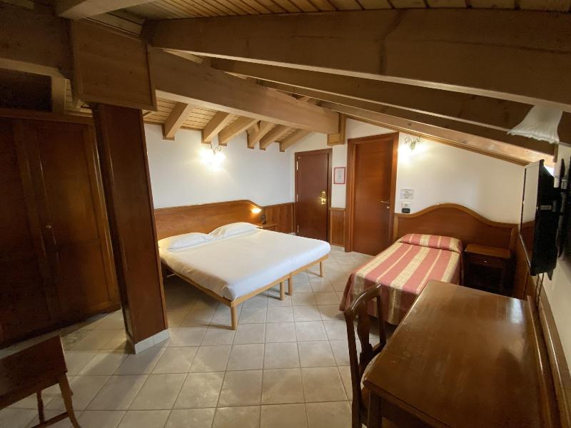 Hotel Ungheria Varese 1946 - Oda