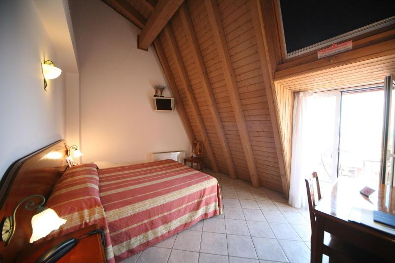 Hotel Ungheria Varese 1946 - Oda