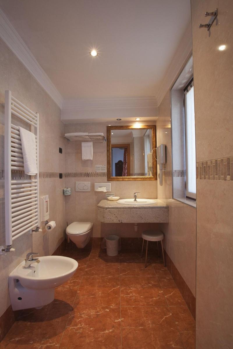 Hotel Ungheria Varese 1946 - Oda
