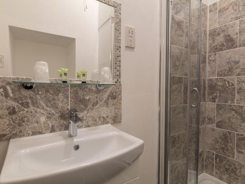 The Mount Pleasant Hotel - Oda