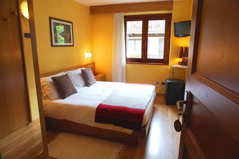 Olimpia Hotel - Oda