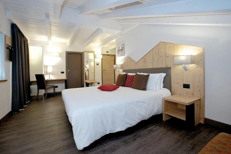 Olimpia Hotel - Oda