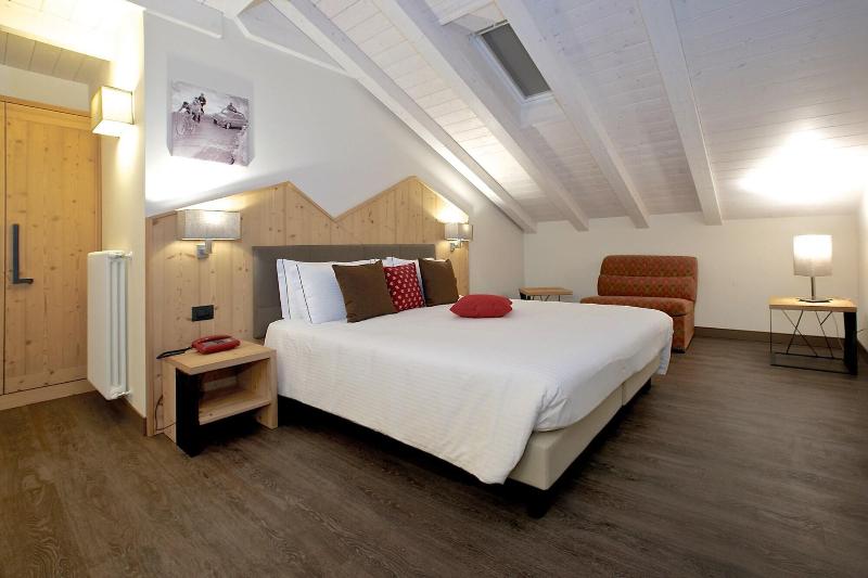 Olimpia Hotel - Oda