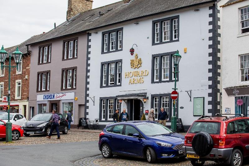 Howard Arms - Genel