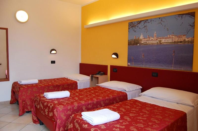 Hotel Mantegna Stazione - Oda