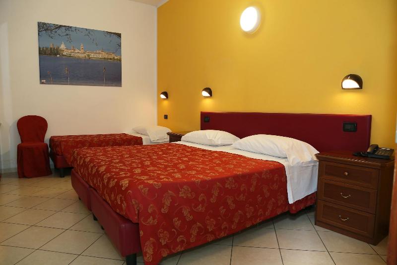 Hotel Mantegna Stazione - Oda