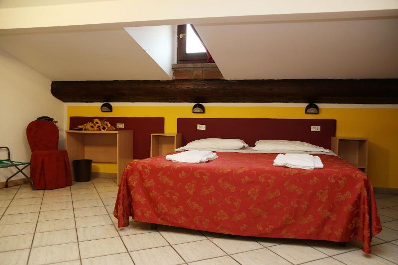 Hotel Mantegna Stazione - Oda