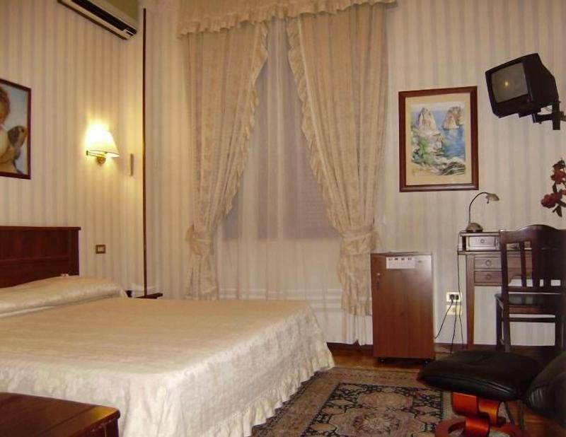Hotel Italia - Oda