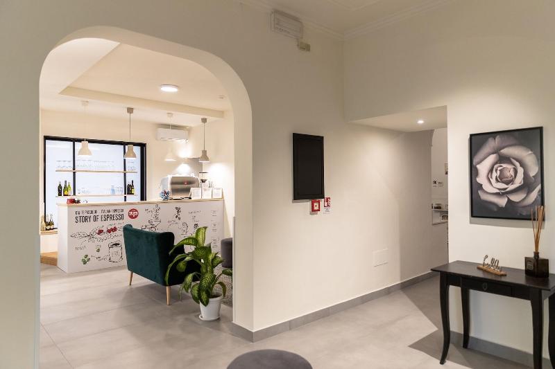Meg Lifestyle Hotel - Lobi
