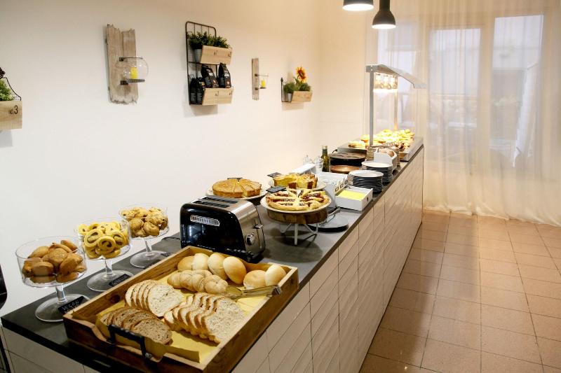 Meg Lifestyle Hotel - Restoran