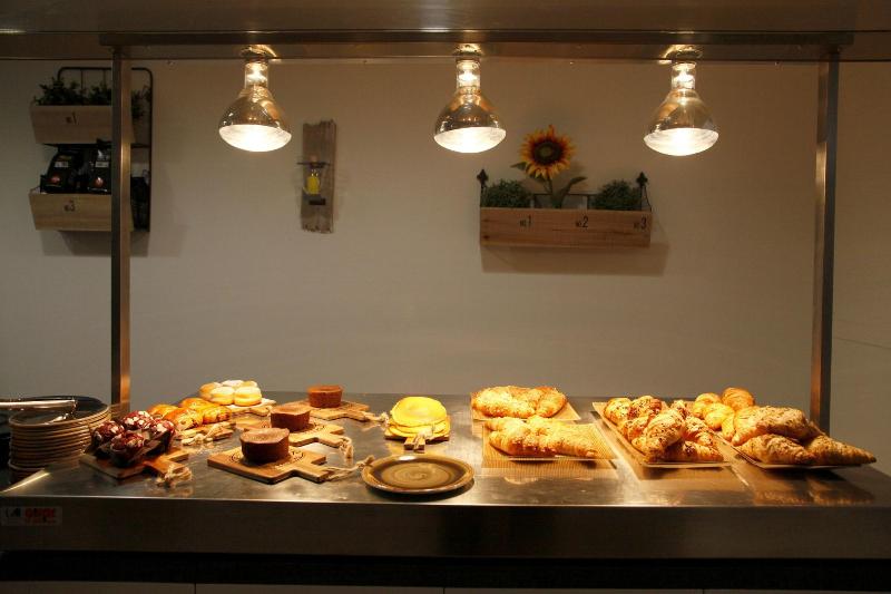 Meg Lifestyle Hotel - Restoran