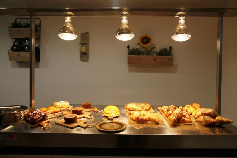 Meg Lifestyle Hotel - Restoran