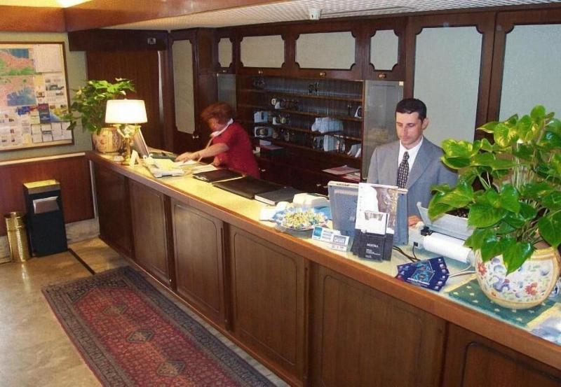 Hotel Milano - Lobi