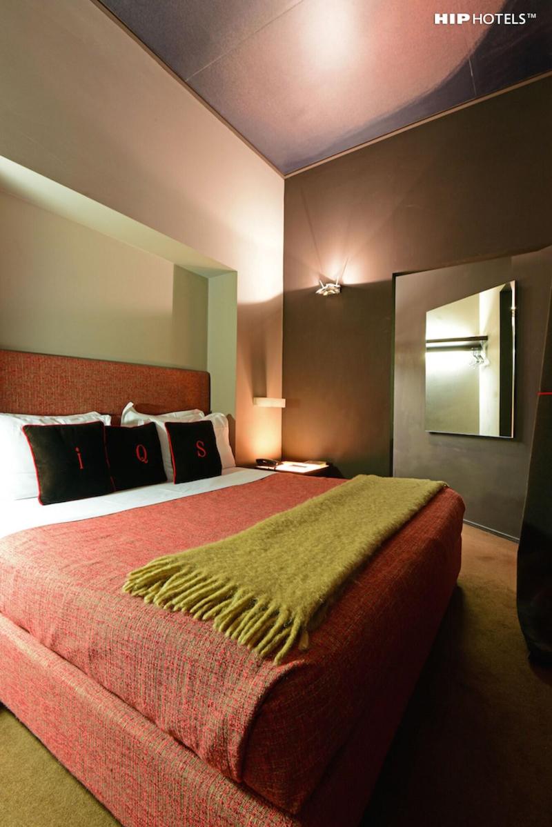 Charming House Iqs - Oda