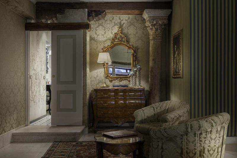 Hotel Al Ponte Antico - Oda