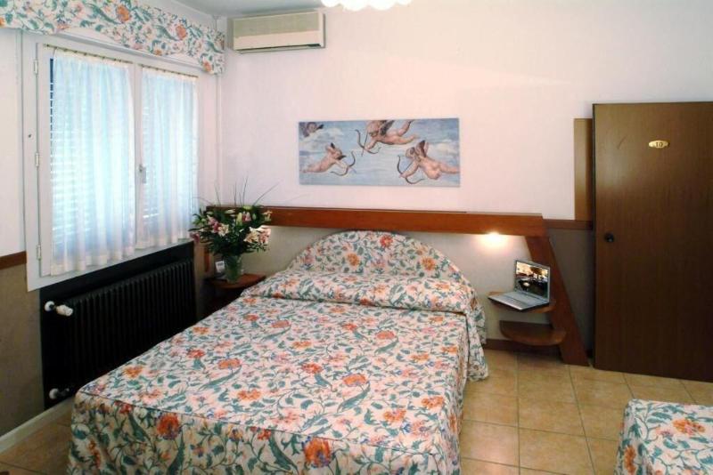 Hotel Roma - Oda