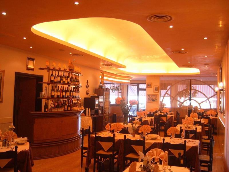 Hotel Touring - Restoran