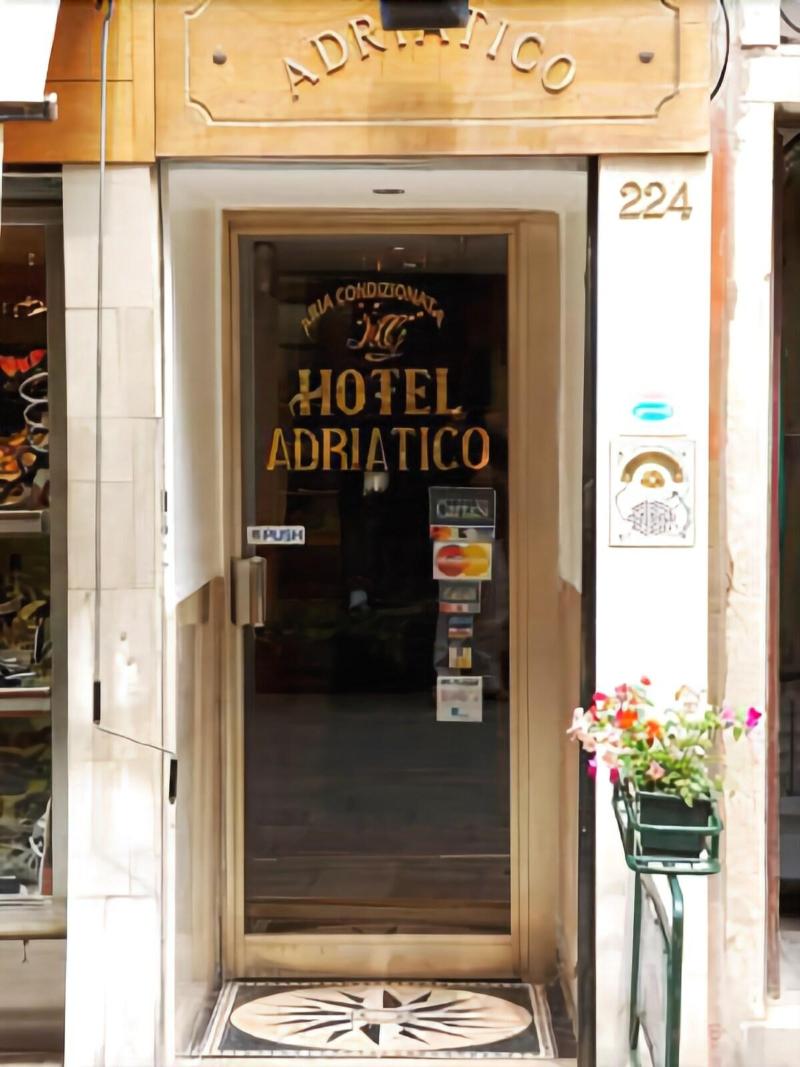 Hotel Adriatico - Genel