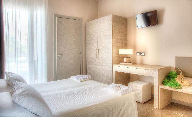 Hotel Helvetia - Oda
