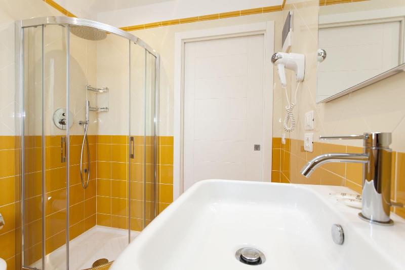 Hotel Greif - Oda
