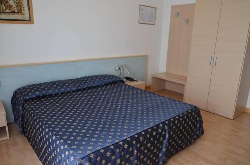 Hotel Piccadilly - Oda