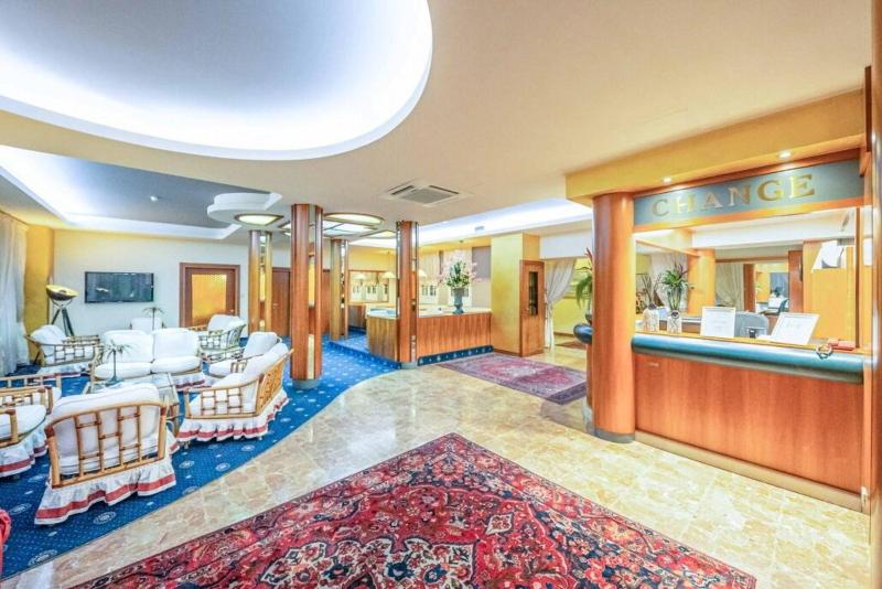 Park Hotel Pineta - Lobi