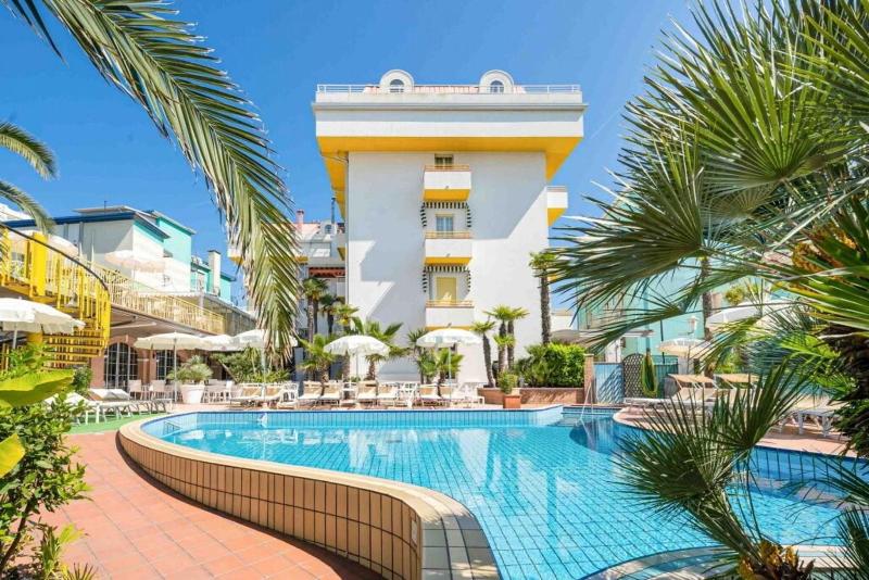 Park Hotel Pineta - Havuz