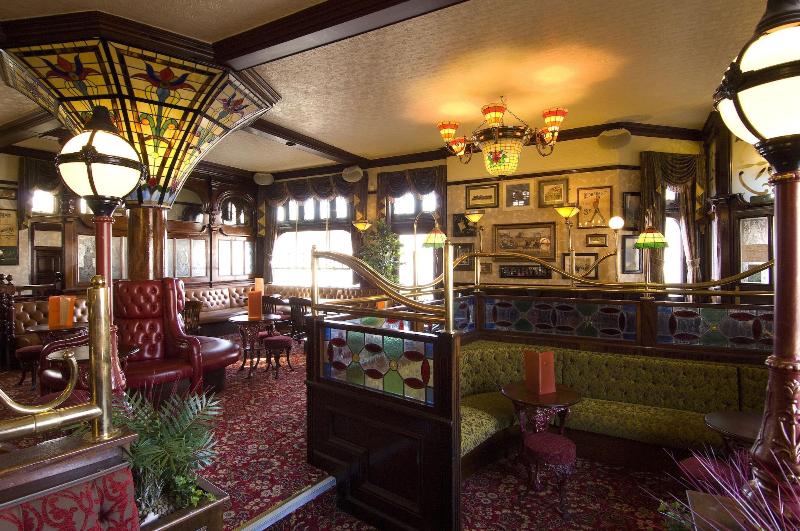Relaxinnz Grand Victorian - Bar